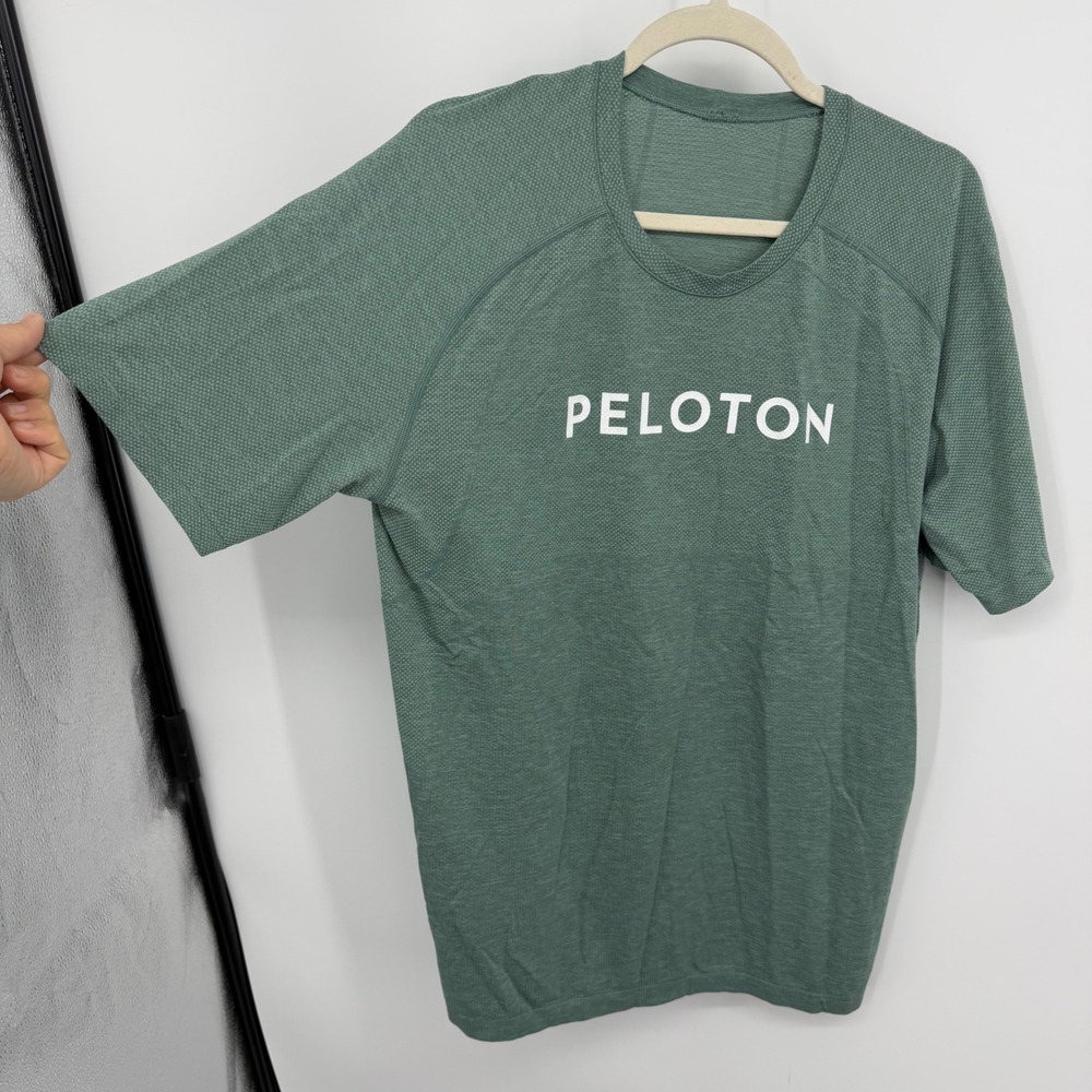 Lululemon Metal Vent Tech Peloton T-Shirt Mens XL Green Short Sleeve Gym Top